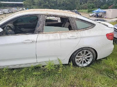 2016 BMW 320 WBA8Y9105GG433729 VIN:WBA8Y9105GG433729