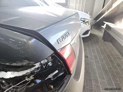 2016 Mercedes-Benz E 220 WDDHF0AB6GB239929 VIN:WDDHF0AB6GB239929