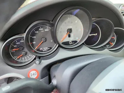 2015 Porsche Cayenne VIN: