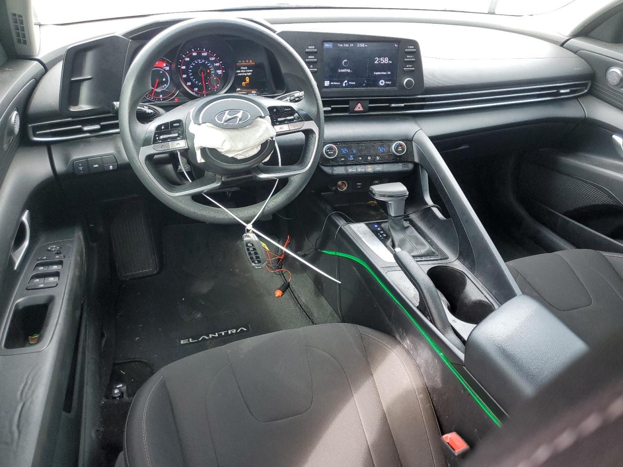 2022 HYUNDAI ELANTRA SEL VIN:5NPLM4AG4NH063973