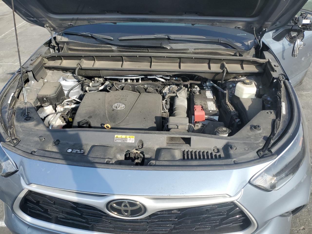 2022 TOYOTA HIGHLANDER XLE VIN:5TDHZRAH6NS098358