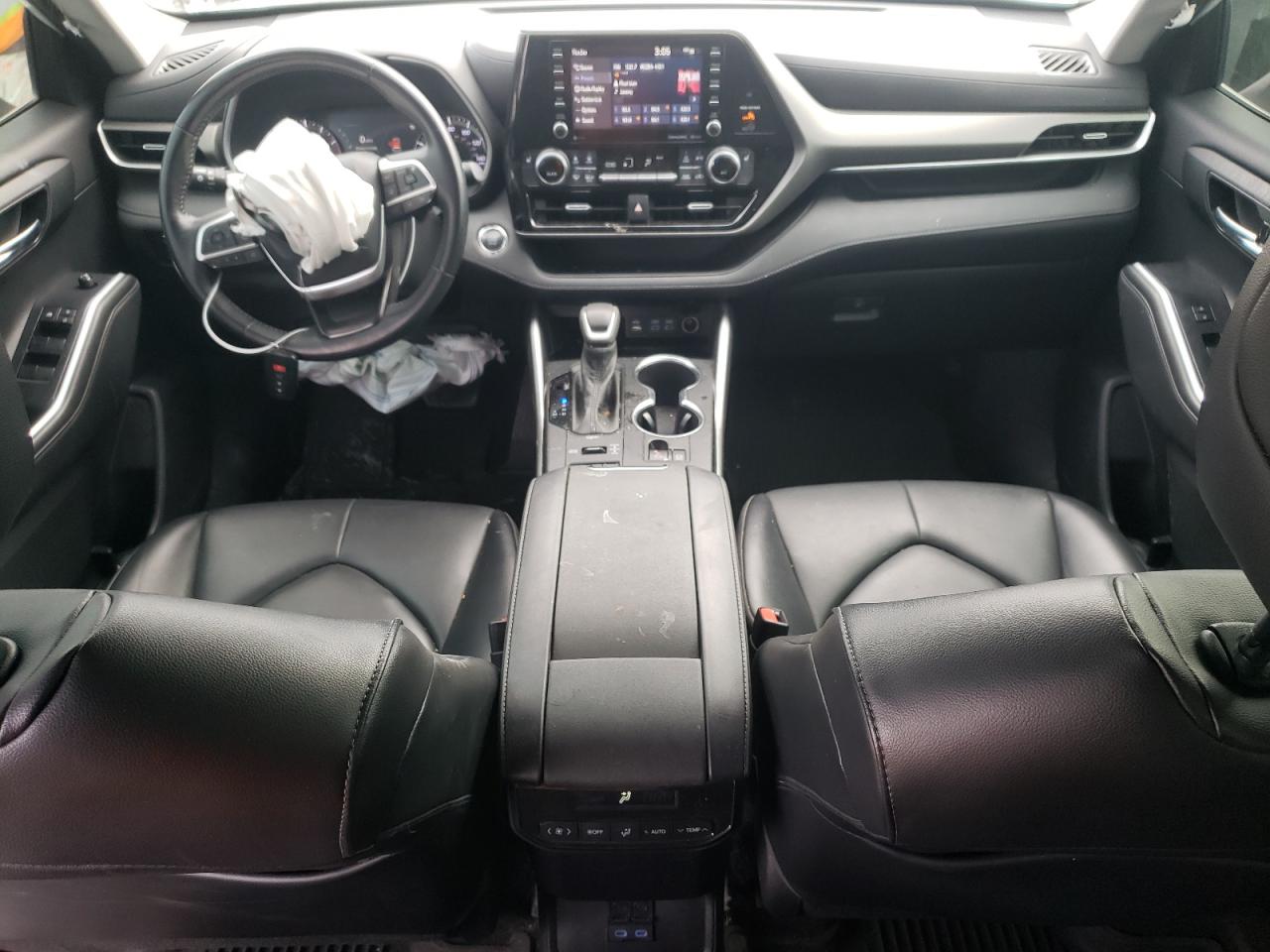 2022 TOYOTA HIGHLANDER XLE VIN:5TDHZRBH6NS560268