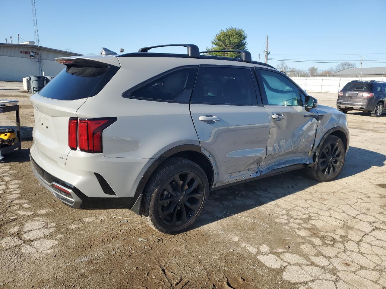 2023 KIA SORENTO SX VIN:5XYRKDLFXPG241206