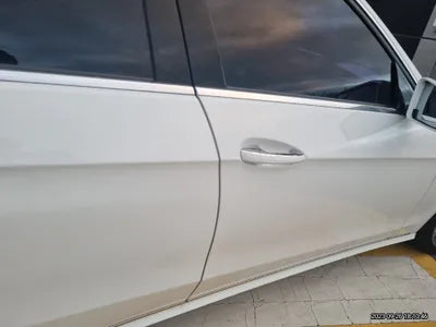 2014 Mercedes-Benz E 300 VIN: