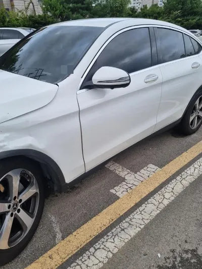 2019 Mercedes-Benz GLC 300 WDC0J4KB2KF528068 VIN:WDC0J4KB2KF528068