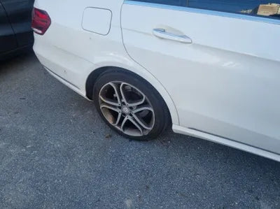 2015 Mercedes-Benz E 250 WDDHF9HB4FB164317 VIN:WDDHF9HB4FB164317