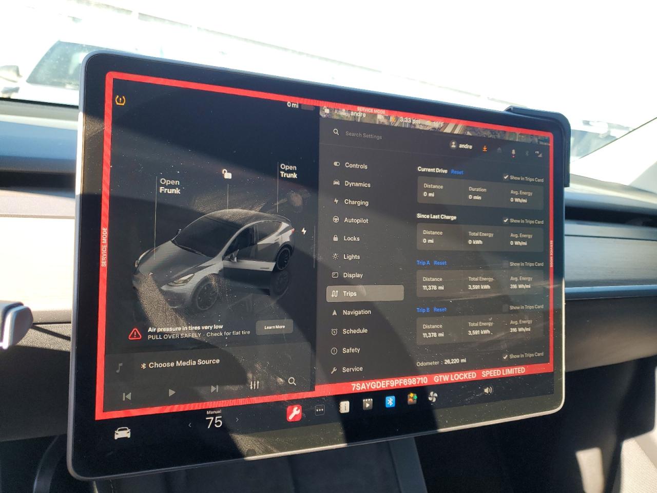 2023 TESLA MODEL Y  VIN:7SAYGDEF9PF698710
