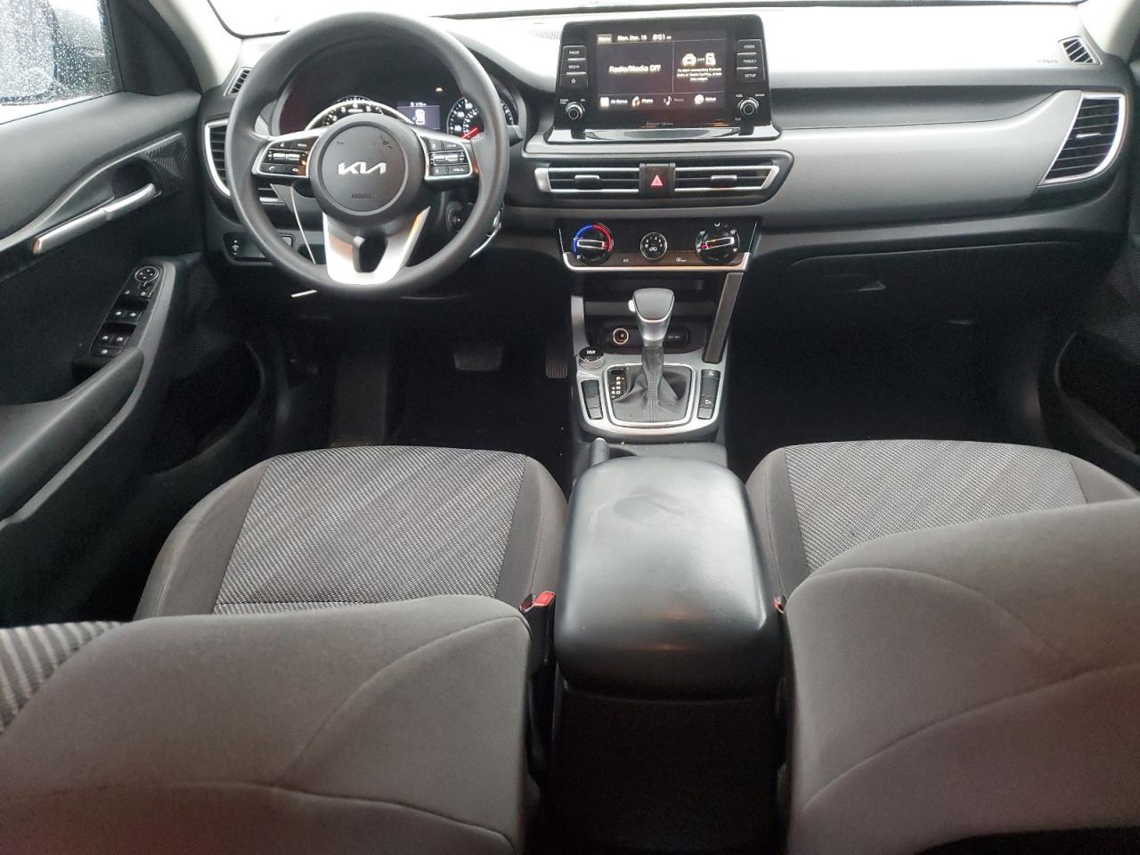 2022 KIA SELTOS LX VIN:KNDEPCAA2N7239218