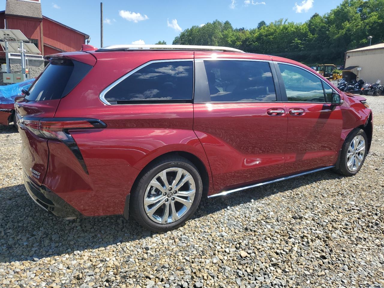 2024 TOYOTA SIENNA LIMITED VIN:5TDERKEC2RS201113