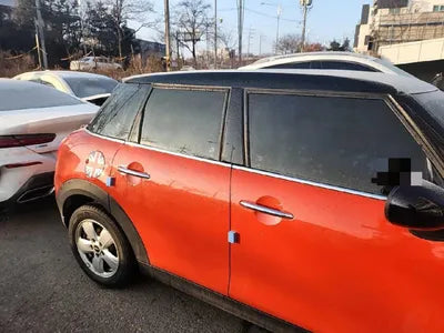 2018 MINI Cooper VIN: