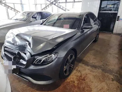 2017 Mercedes-Benz E 200 WDDZF4CB8HA120828 VIN:WDDZF4CB8HA120828