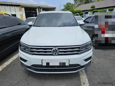 2020 Volkswagen Tiguan VIN: