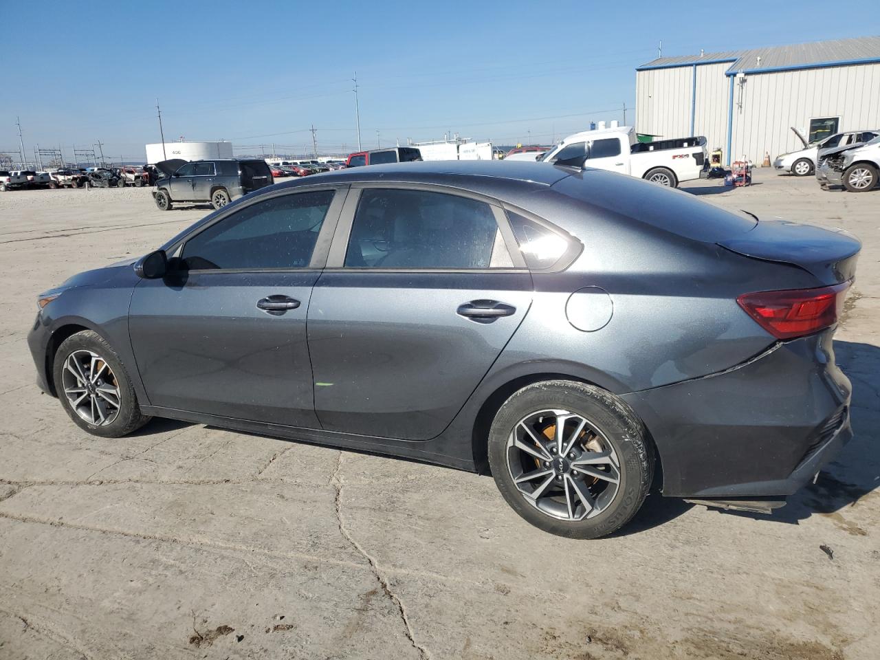 2022 KIA FORTE FE VIN:3KPF24AD9NE481930