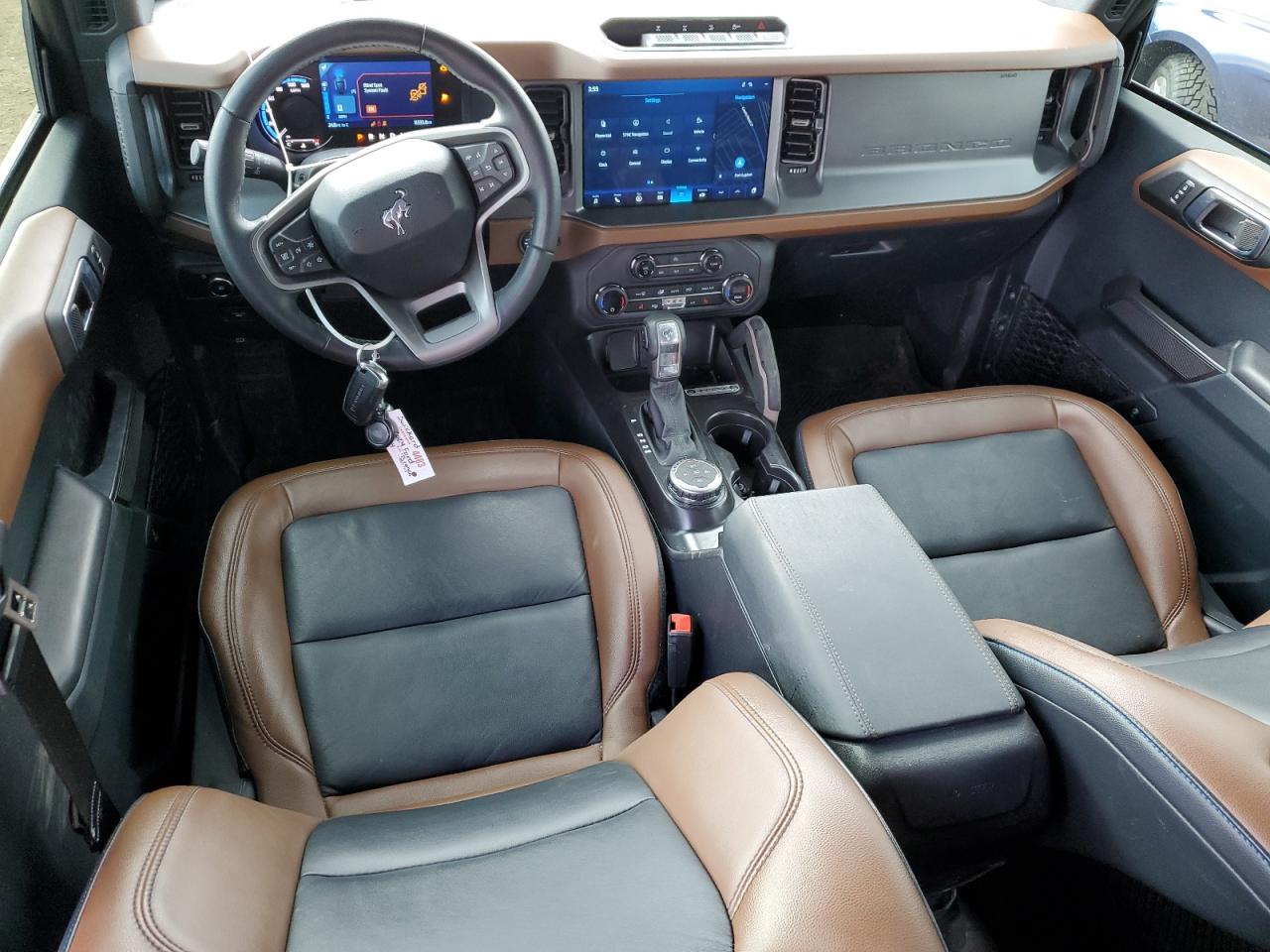 2024 FORD BRONCO OUTER BANKS VIN:1FMEE8BPXRLA42019