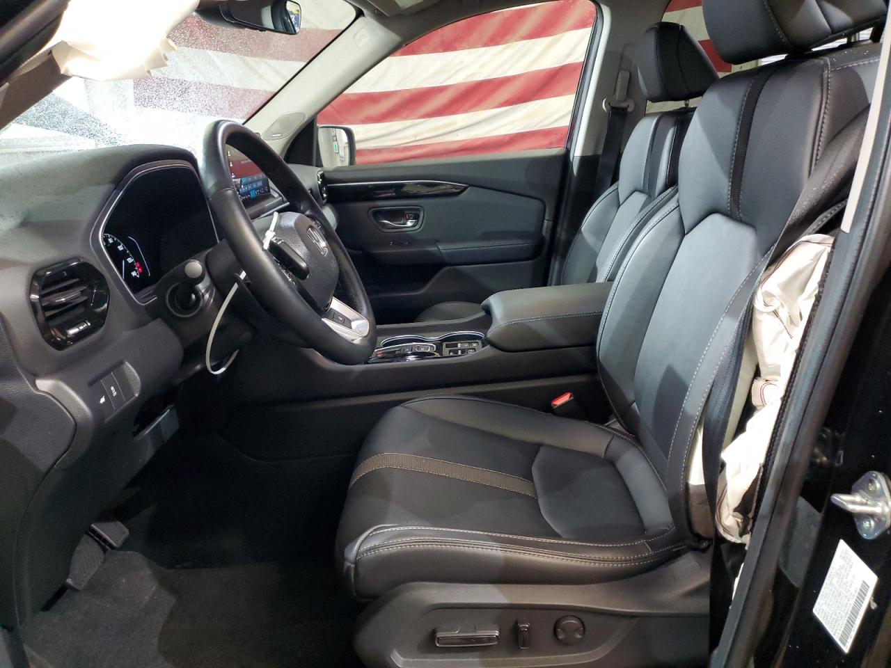 2024 HONDA PILOT TOURING VIN:5FNYG1H76RB000136