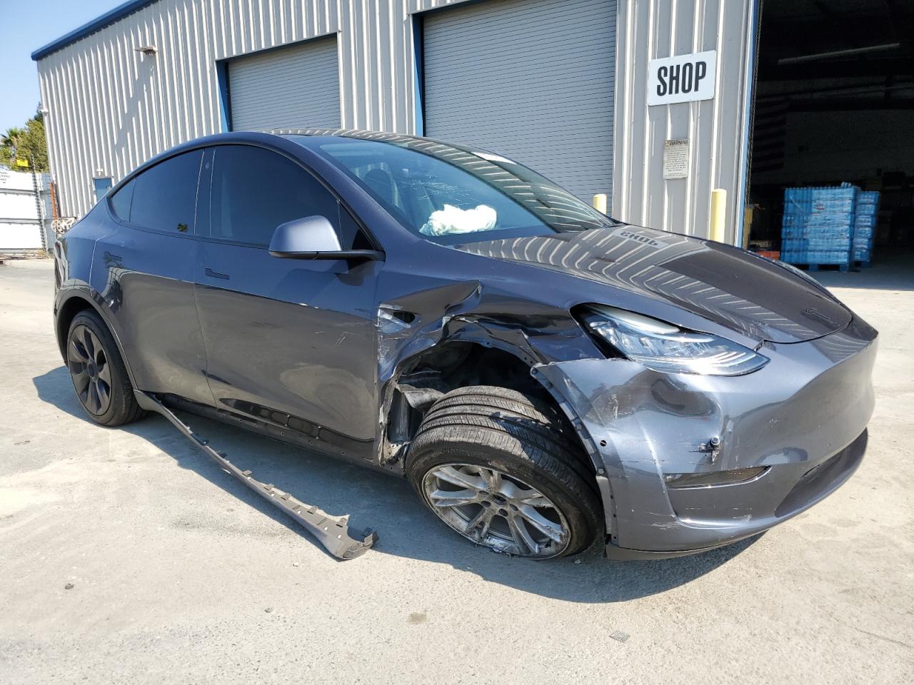 2022 TESLA MODEL Y  VIN:7SAYGDEE8NF348991