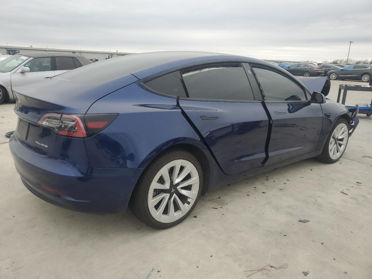 2022 TESLA MODEL 3  VIN:5YJ3E1EB7NF186112