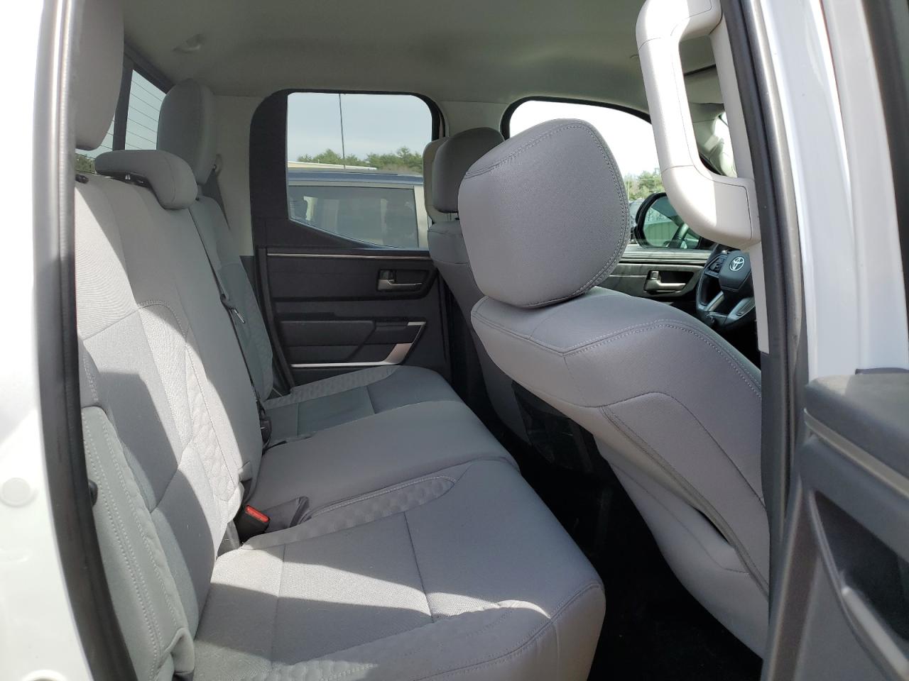 2022 TOYOTA TUNDRA DOUBLE CAB SR VIN:5TFLA5DAXNX008857