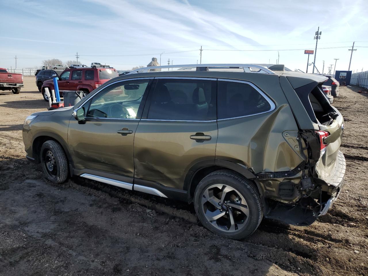 2022 SUBARU FORESTER TOURING VIN:JF2SKARC0NH469072