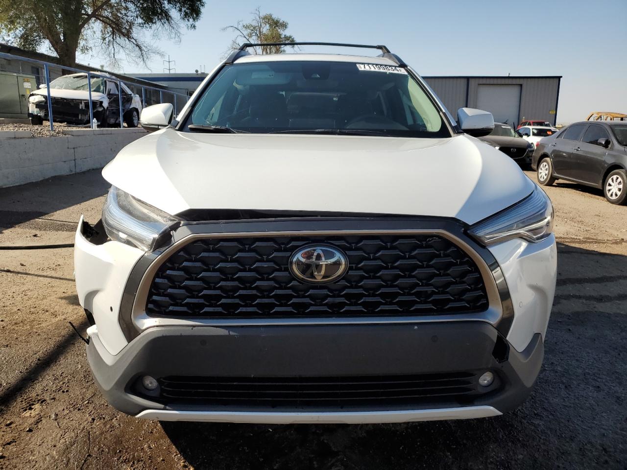 2022 TOYOTA COROLLA CROSS XLE VIN:7MUDAABG7NV007018