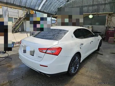 2015 Maserati Ghibli VIN: