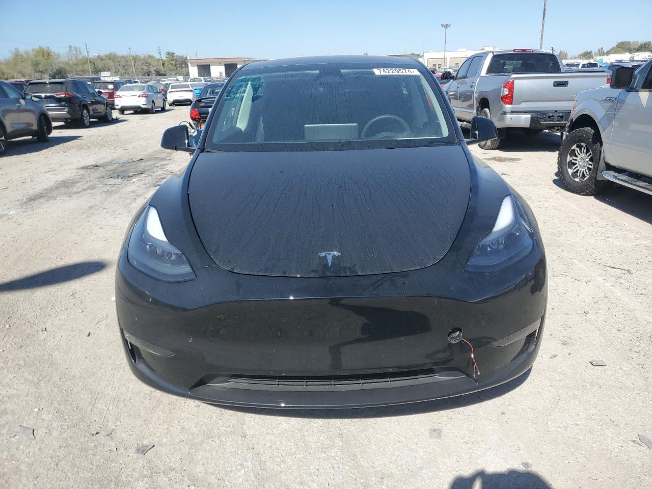 2024 TESLA MODEL Y  VIN:7SAYGDEF2RF043520