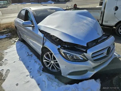 2015 Mercedes-Benz C 200 VIN: