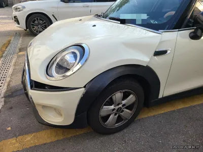 2018 MINI Cooper VIN: