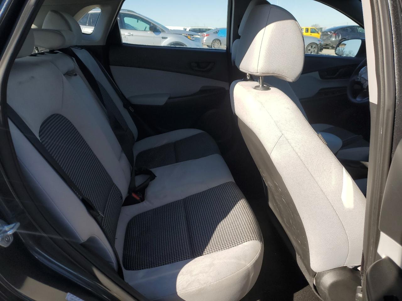 2022 HYUNDAI KONA SEL VIN:KM8K22AB5NU844352