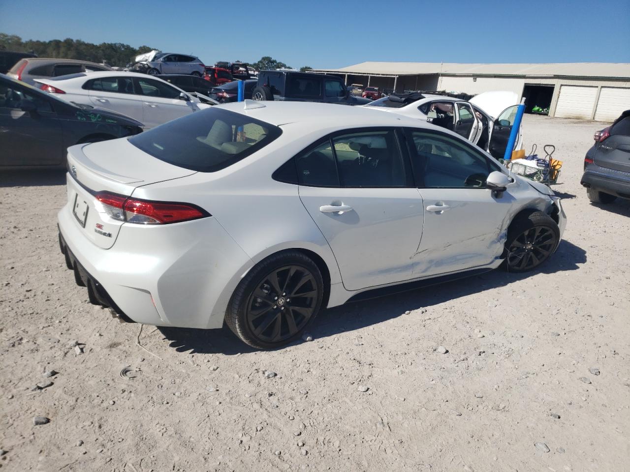 2024 TOYOTA COROLLA LE VIN:JTDBCMFE7RJ031876 – VIN Public