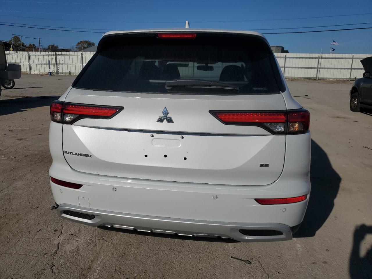 2024 MITSUBISHI OUTLANDER SE VIN:JA4J4VA83RZ063669