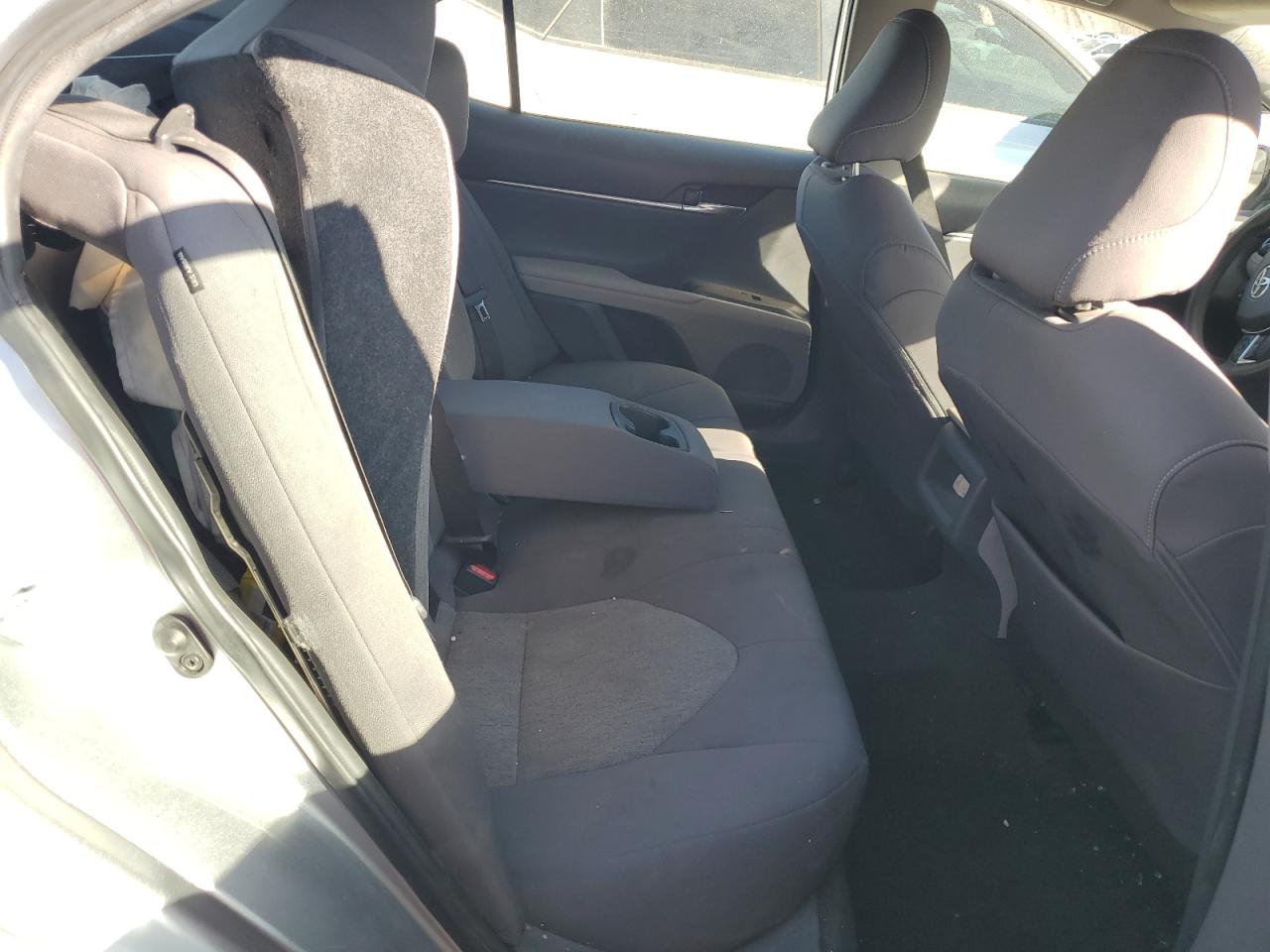 2022 TOYOTA CAMRY LE VIN:4T1C11AK4NU627554