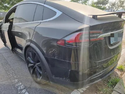 2020 Tesla Model X VIN: