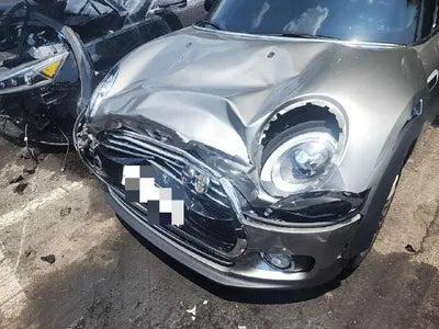 2016 MINI Clubman WMWLN5107G2B27515 VIN:WMWLN5107G2B27515