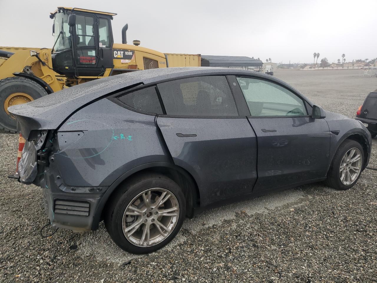 2023 TESLA MODEL Y  VIN:7SAYGDEE8PA032782