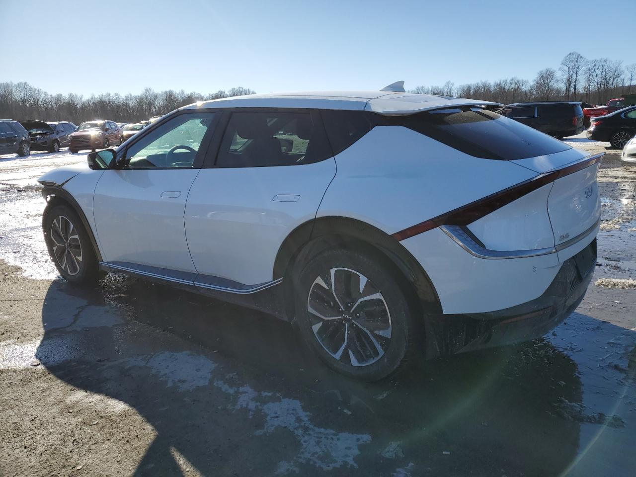 2022 KIA EV6 LIGHT VIN:KNDC3DLC5N5079063