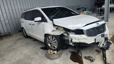 2015 Kia Carnival VIN: