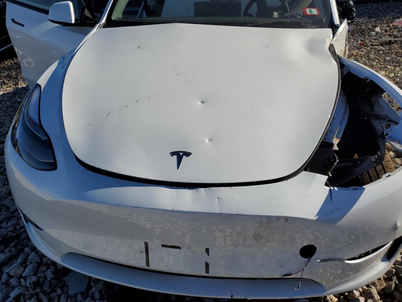 2024 TESLA MODEL Y  VIN:7SAYGAEE9RF077458