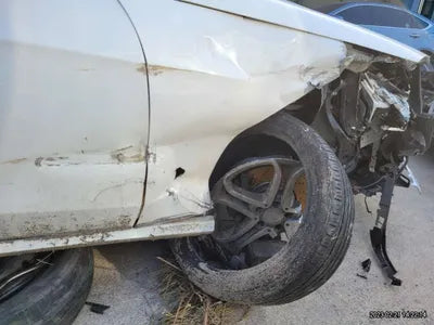 2016 Mercedes-Benz E 250 286KMWDDHF9HB4GB3 VIN:286KMWDDHF9HB4GB3