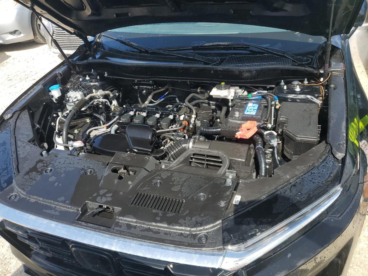 2024 HONDA CR-V LX VIN:2HKRS3H27RH311577