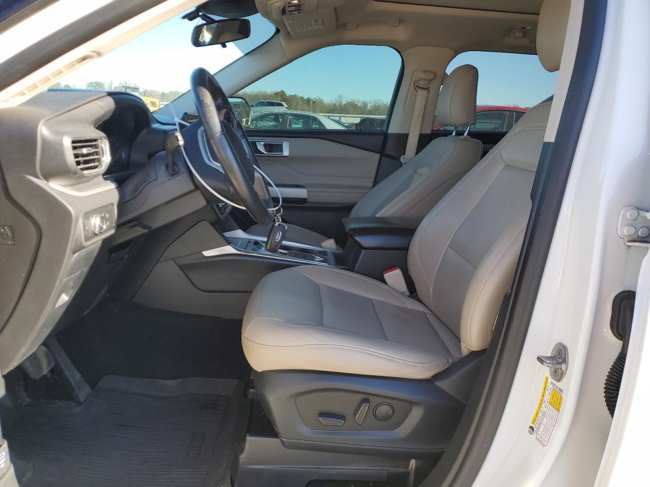 2022 FORD EXPLORER XLT VIN:1FMSK8DH0NGA08353