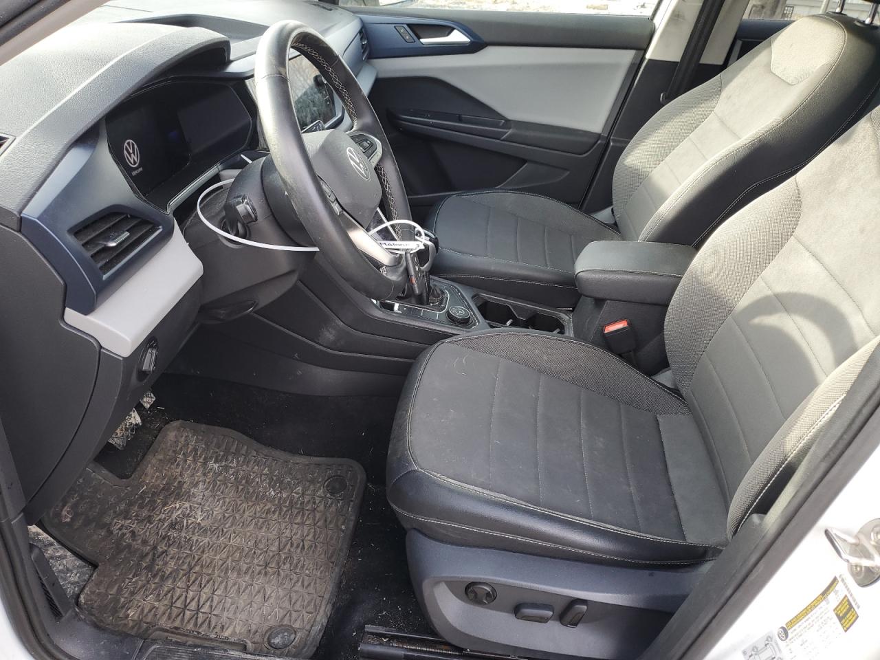 2022 VOLKSWAGEN TAOS SE IQ DRIVE VIN:3VVLX7B22NM019476