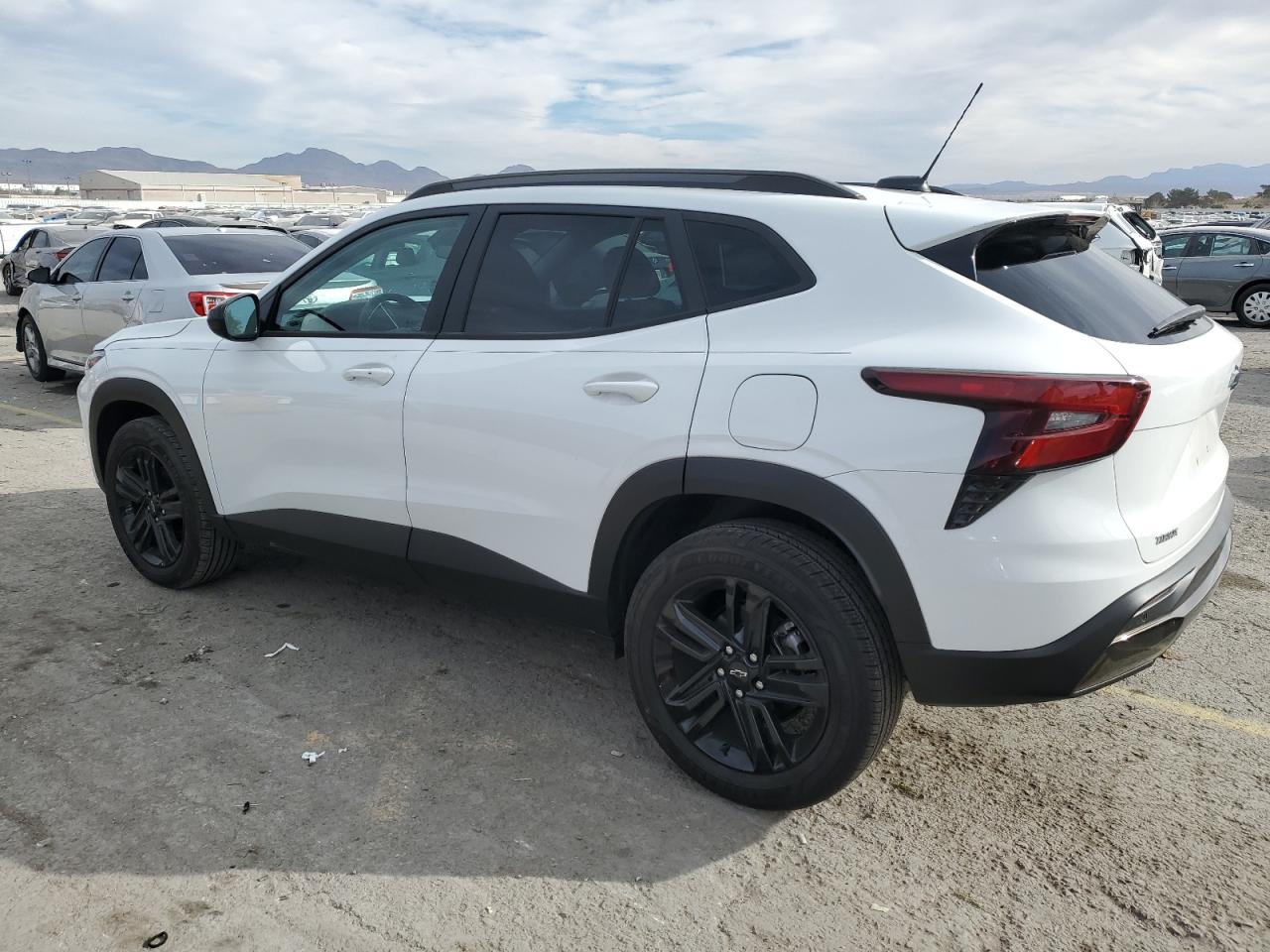 2024 CHEVROLET TRAX ACTIV VIN:KL77LKE25RC176420