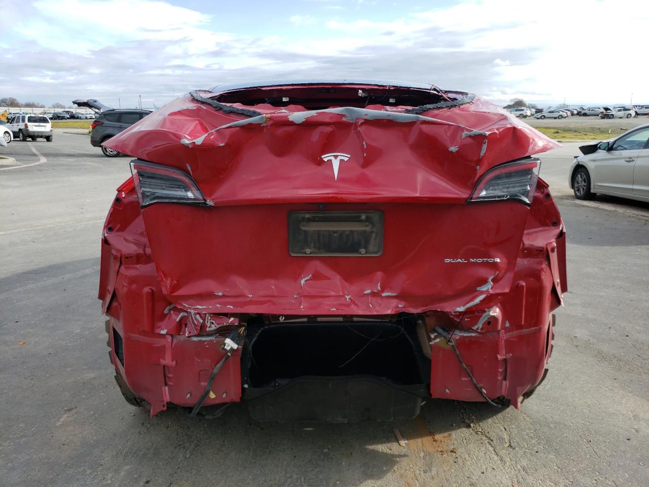 2022 TESLA MODEL Y  VIN:7SAYGDEE8NF562007