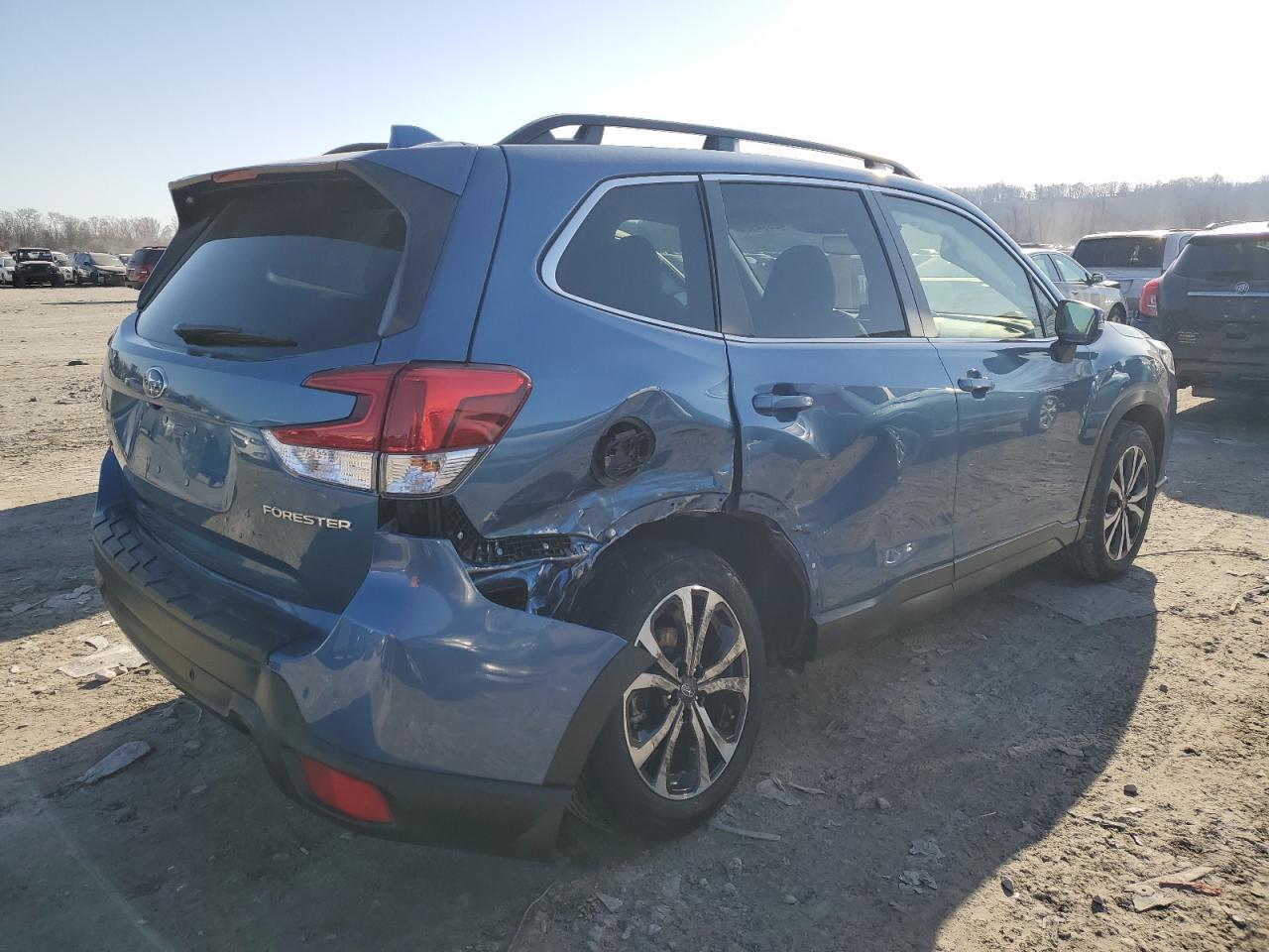 2022 SUBARU FORESTER LIMITED VIN:JF2SKAPC5NH461200