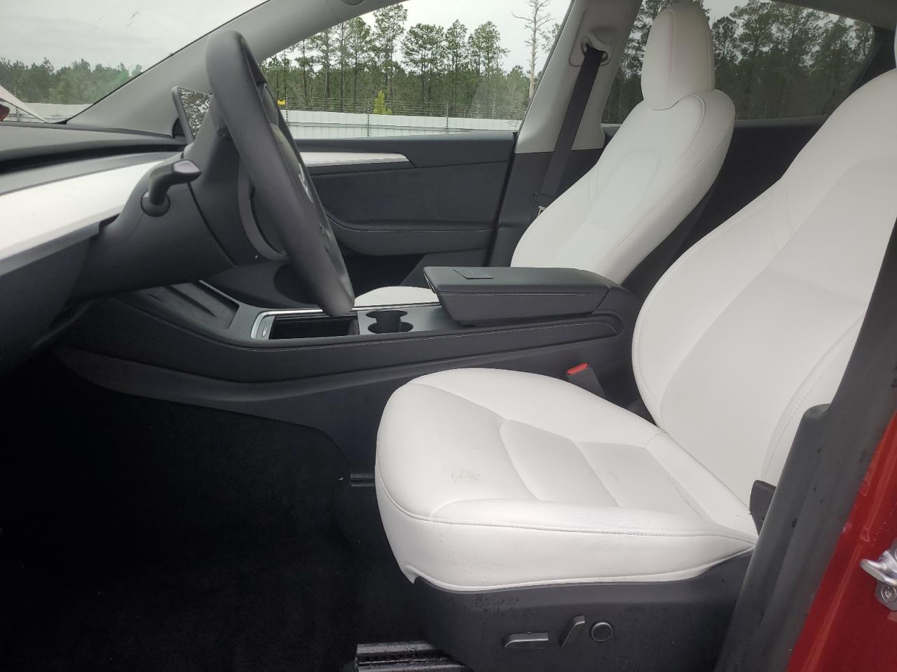 2024 TESLA MODEL Y  VIN:7SAYGDEE3RA229734