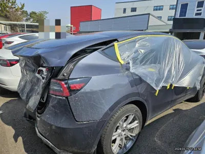 2023 Tesla Model Y VIN: