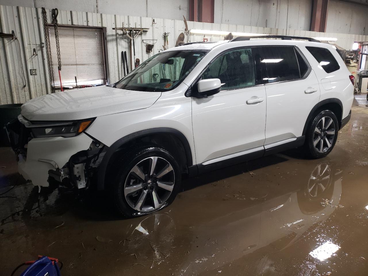 2024 HONDA PILOT TOURING VIN:5FNYG1H70RB008992