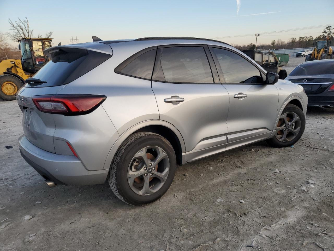 2023 FORD ESCAPE ST LINE VIN:1FMCU0MN2PUB20761