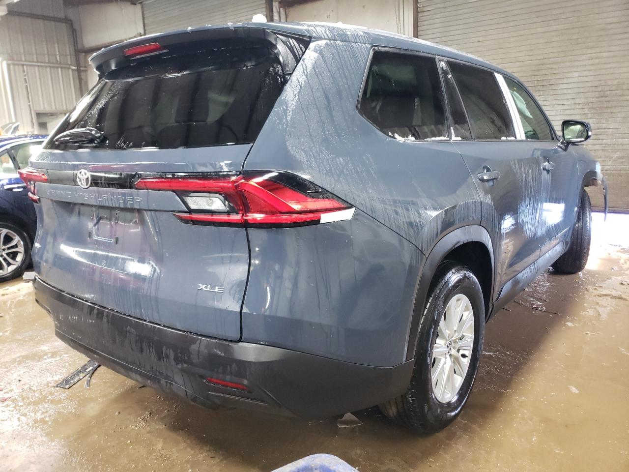 2024 TOYOTA GRAND HIGHLANDER XLE VIN:5TDAAAB55RS063220